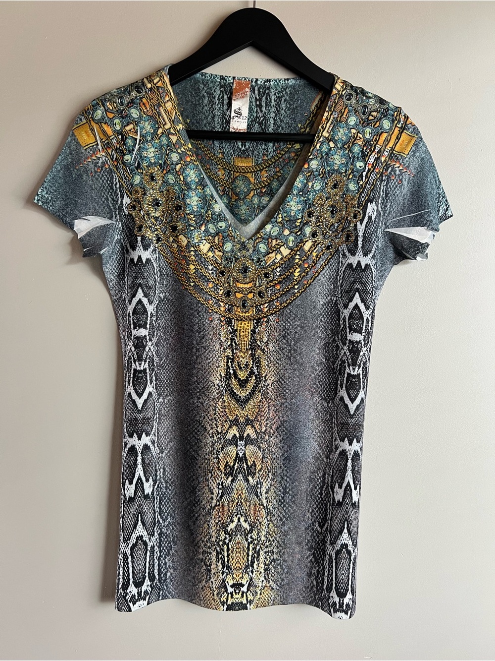 S12 Rhinestone Snakeskin Print Tee Womenโs Small Y2K Glam Embellished Top 2000โs